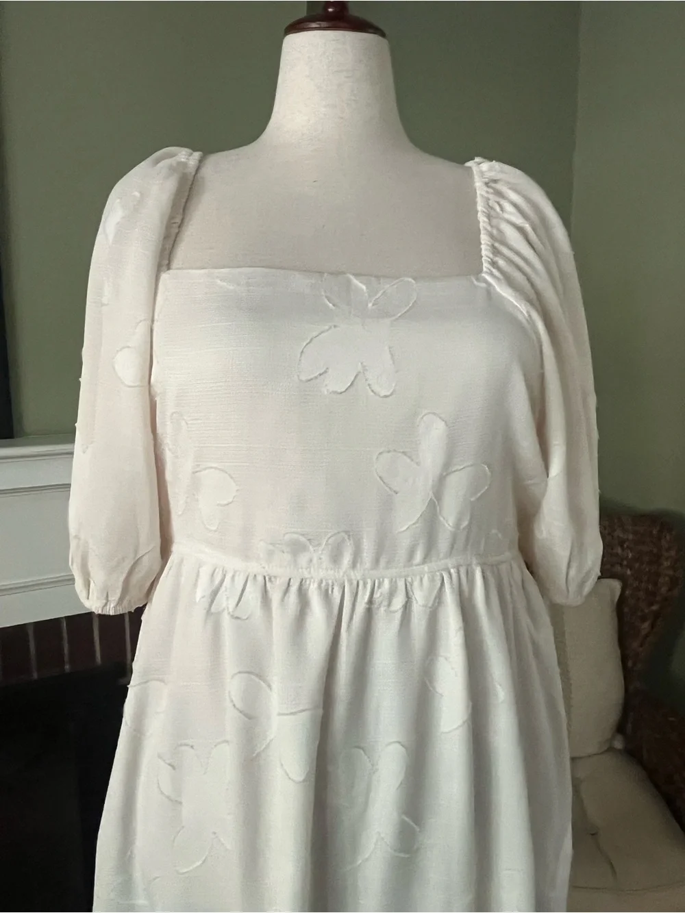 Polagram Ivory Floral Appliqué Empire-Waist Dress | Size 3XL